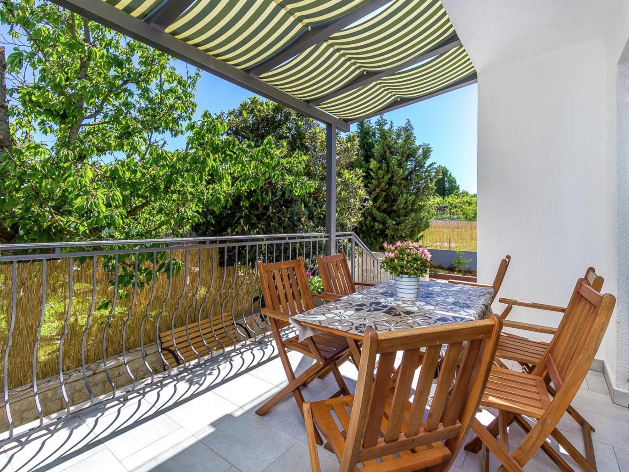 Modern In Katari With Terrace *